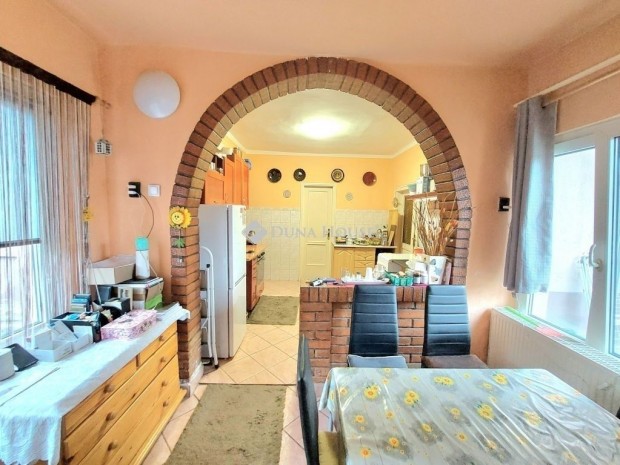 V�rpalotai 119 nm-es h�z elad�