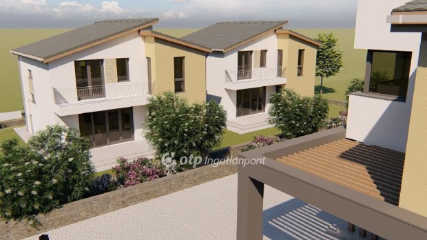 V�rpalotai elad� 129 nm-es h�z