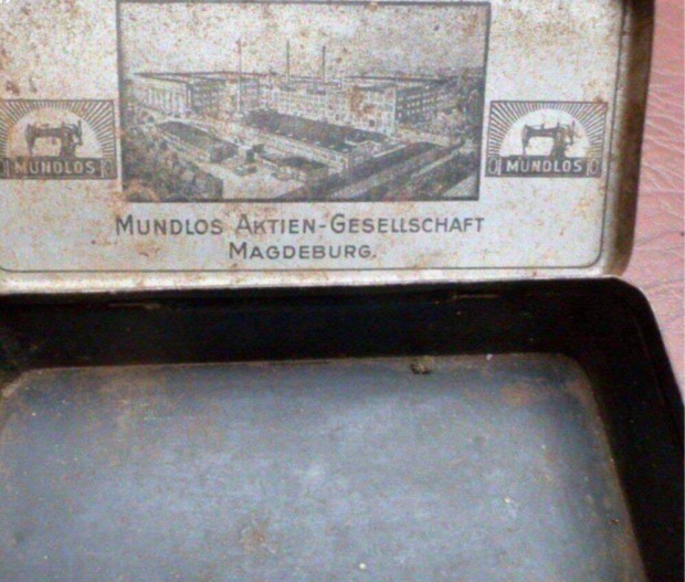 Varrógép doboz antik fém
