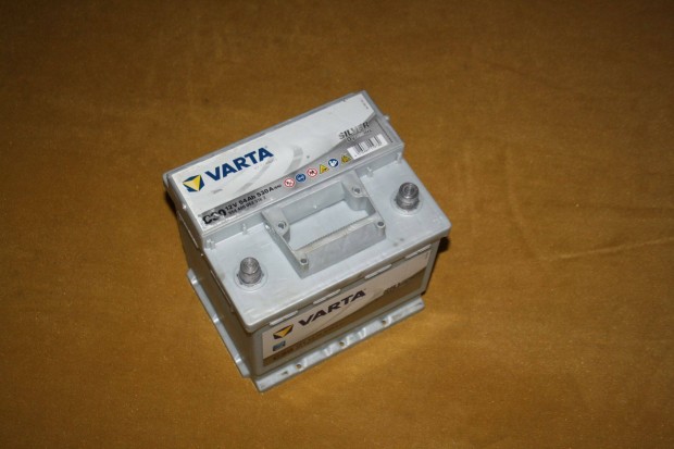 Varta Akkumultor 54Ah 530A