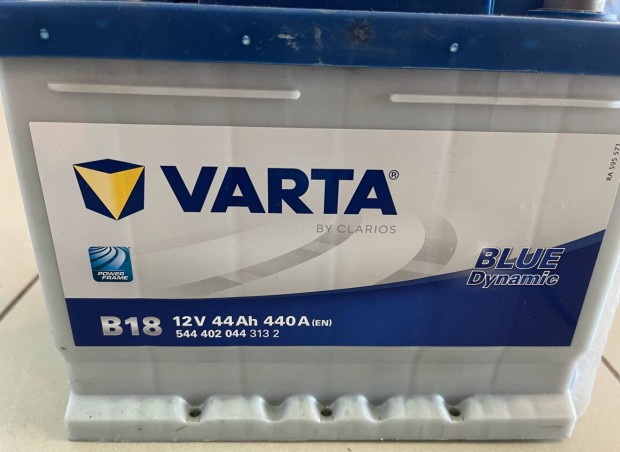 Varta BLUE Dynamic 12V 44Ah 440A (EN) j tves vsrls miatt elad