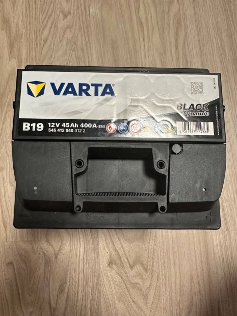Varta Black Dynamic akkumultor B19 12V 45Ah 400V