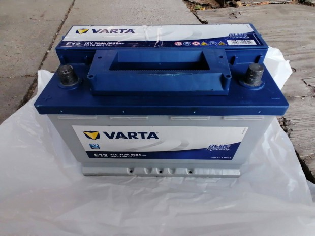 Varta E12 Blue Dynamic 74Ah EN 680A left+