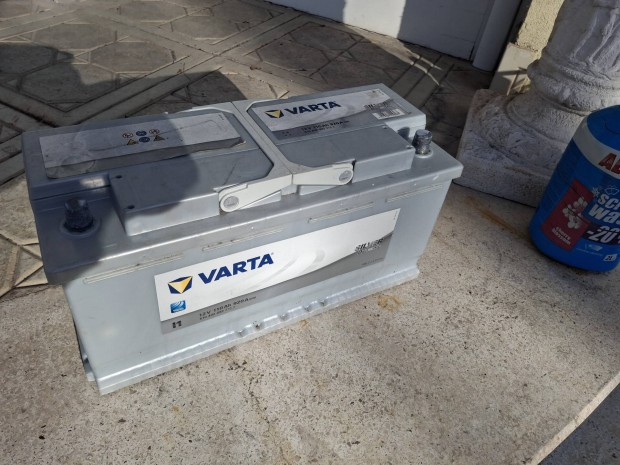 Varta akkumltor 110ah 920A