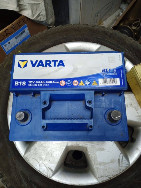 Varta akumultor