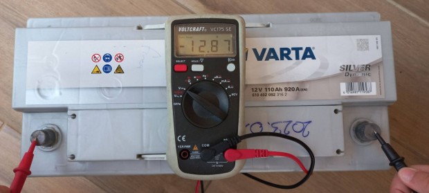 Varta munkaakummultor 12V 110 AH 920 A Elad!