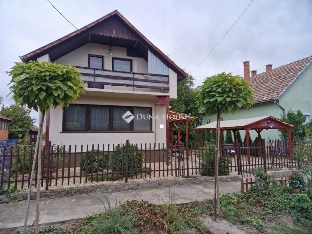 Vasadi 132 nm-es h�z elad�