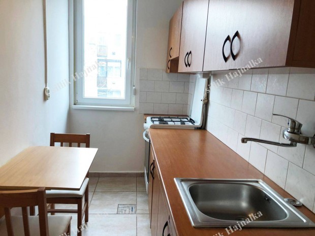 Vsrhelyi Pl ton 3.em.-i, 42 m2-es, 1feljtott laks