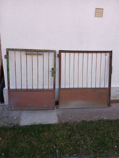 Vasb�l k�sz�lt kapu