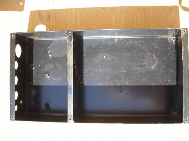 Vaslemez doboz 1-es lemezbl, 320 x 165 x 70 mm