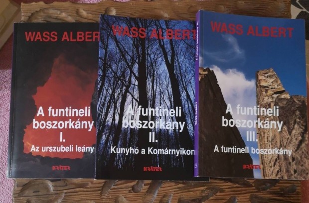 Vass Albert A Furtinelli boszorkny I-III. 