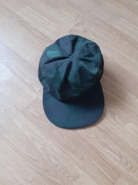 Vászon,terpmintás,siltes sapka,vadonat új
