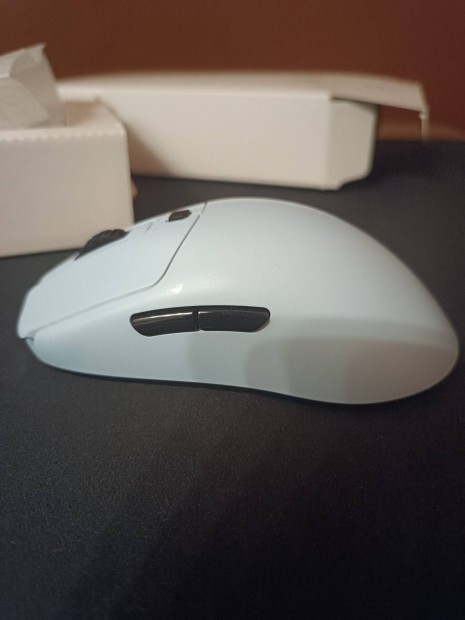 Vaxee XE B vezetéknélküli gaming egér