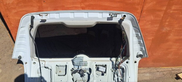 Vectra b2 kombi csomagtr ajt