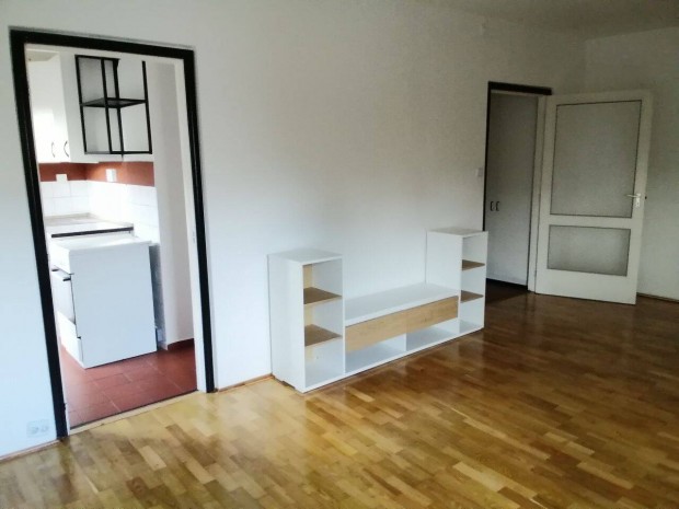 Végre Egy Bútorozatlan Lakás! Budapest XIII. Esztergomi utca