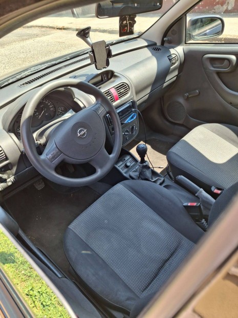 Vegyétek,Vigyétek,Osszátok Köszönöm! Eladó Opel Corsa C kö