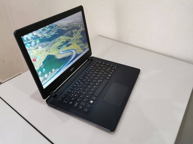 Vkony Acer Aspire 14 /Intel i3-7generci / 8gb ddr4 / 128gb ssd /HDM