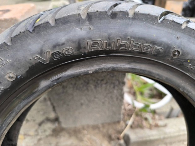 Vele Rubber robog gumi