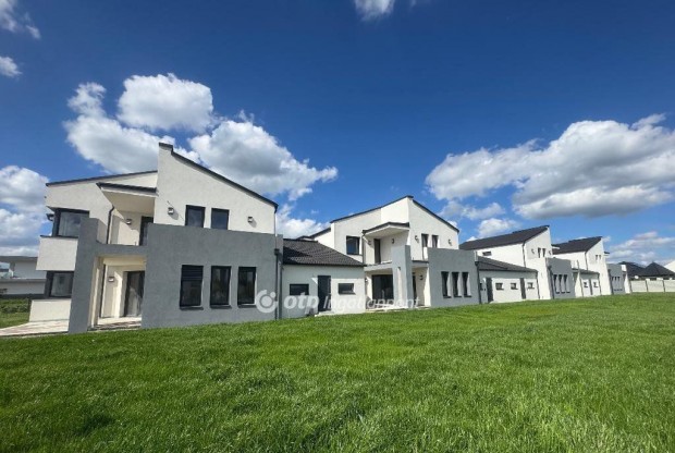 Velencei 190 nm-es h�z elad�