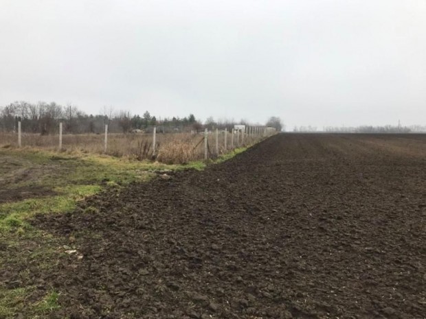 Velencei elad� 15000 nm-es telek