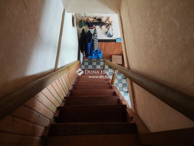 Velencei eladó 84 nm-es ház