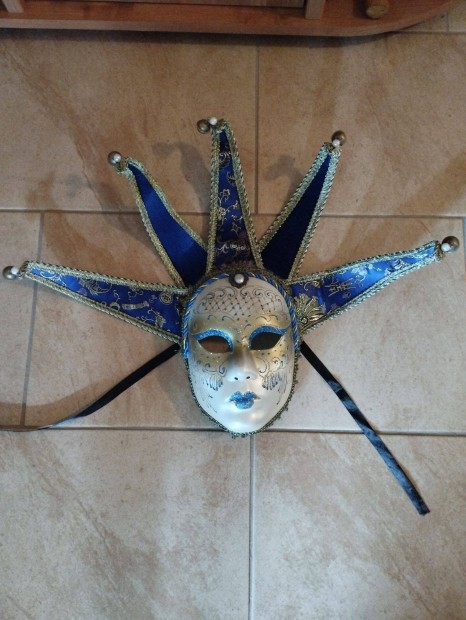 Velencei eredeti karnevli maszk, larc