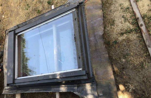 Velux ablak 78x118 cm