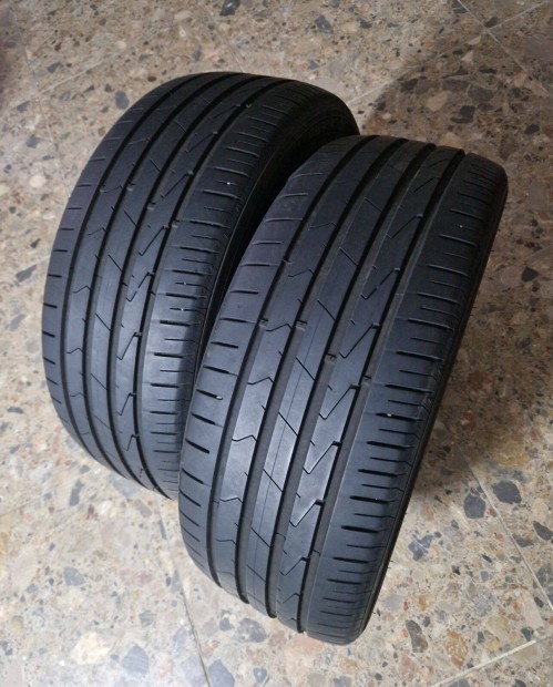 Ventus Prime 3 225/45 R18 91V - Ny�ri Gumiabroncs (2db)