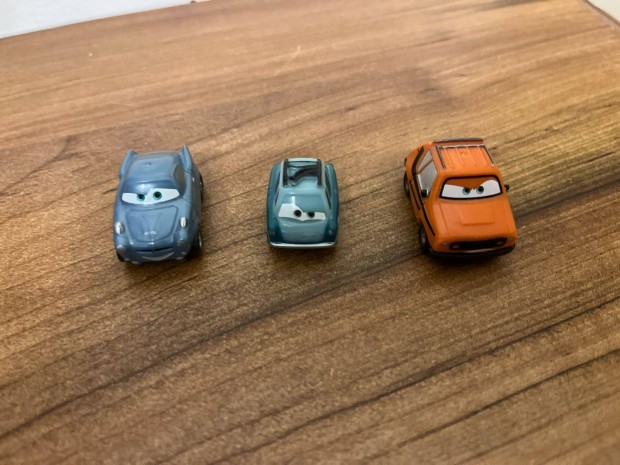 Verdák mini autó görgős Disney játékautó