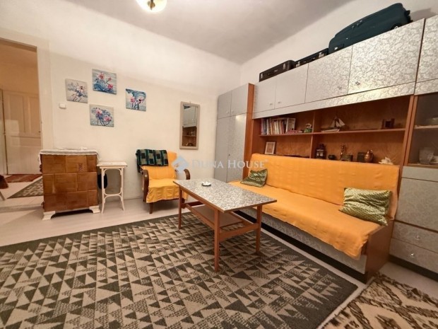 Veresegyh�zi elad� 67 nm-es h�z