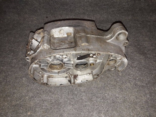 Verhovina 5 gy�ri blokk k�z�p p�r