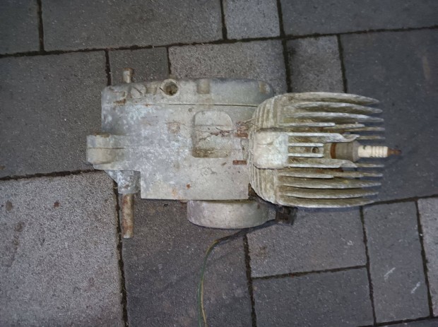 Verhovina motorblokk elad W57