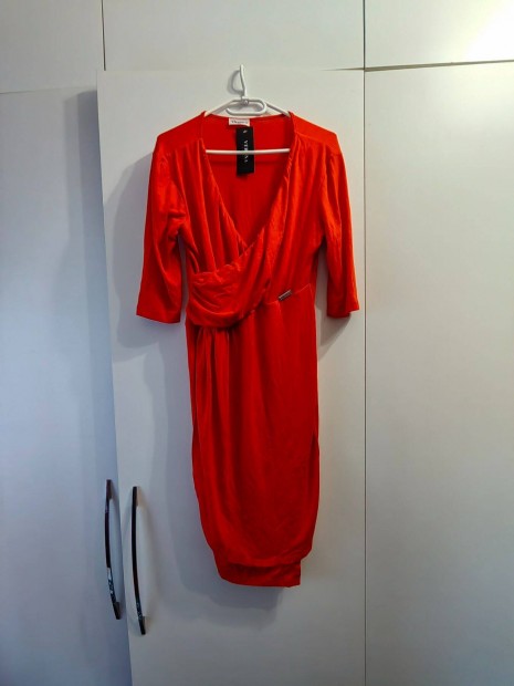 Verona moda piros alkalmi ruha