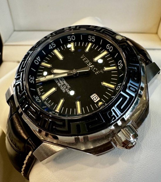 Versace V-Couture Divers 200M