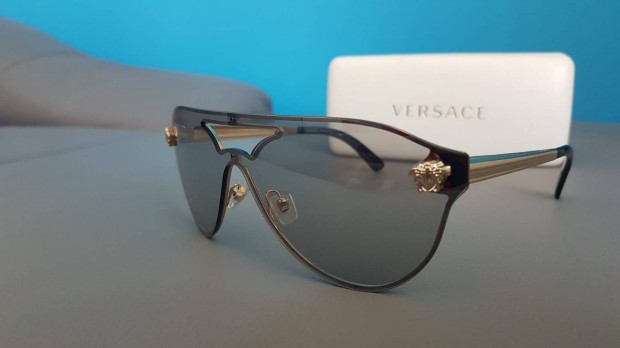 Versace ni napszemveg VE2161