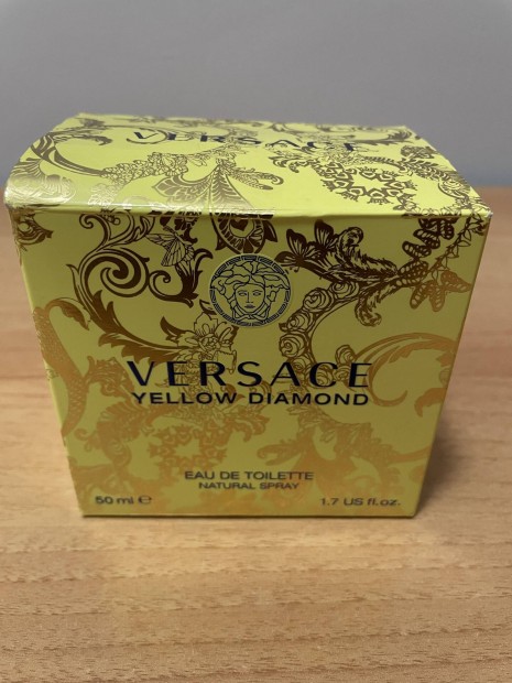 Versace ni parfm elad