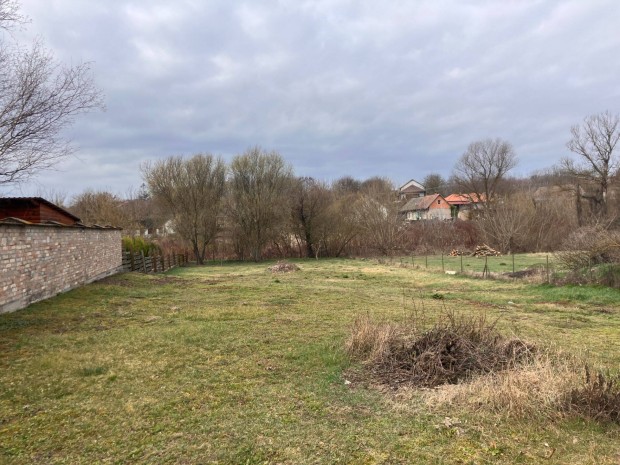 V�rtesacs�n belter�leti �p�t�si telek elad�