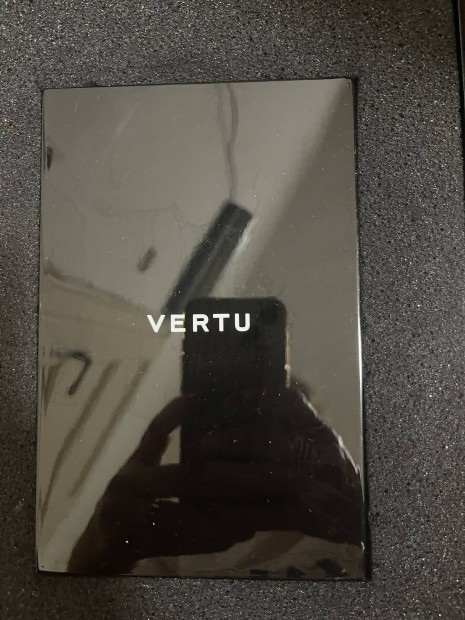 Vertu aksi dobozzal gyjti darab