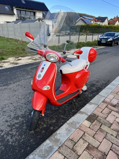 Vespa 50 ET 2 Akci!