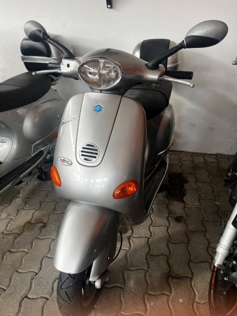 Vespa ET4 M19 - ET4