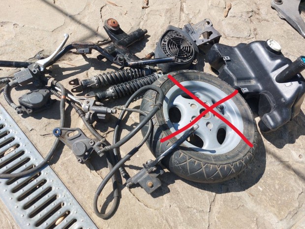 Vespa ET bontott alkatrszek