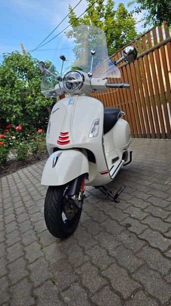 Vespa GTS300 Super Sport