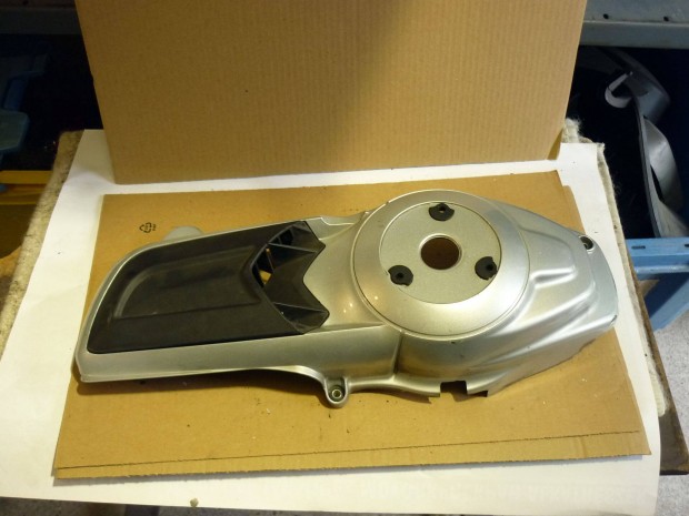 Vespa GTS 125 Super oldaldekni bor�t�s dekni leveg�be�ml�vel