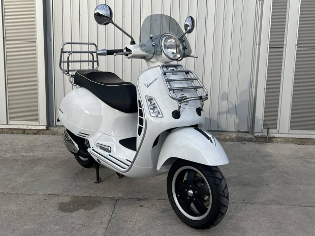 Vespa GTS 300 Gyri extrkkal!!!!