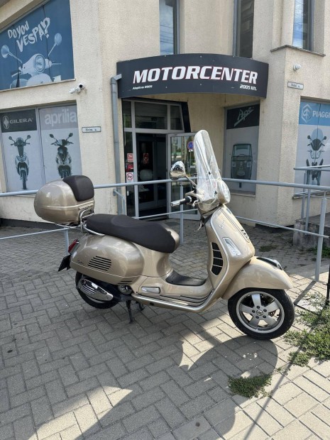Vespa GTS 300 Super/Mo.-i/Plexivel/Dobozzal/Szé...