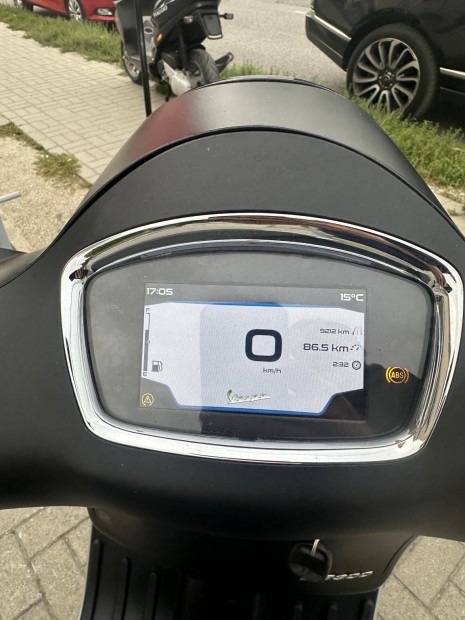 Vespa GTS 300 Supertech/Mo.-i/1.-tulaj/Gyri /...