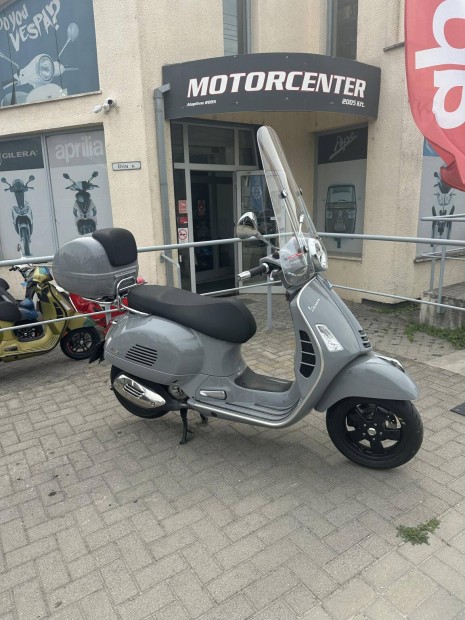 Vespa GTS 300/Supertech/Mo.-i/1-tulaj/Pexivel/D...