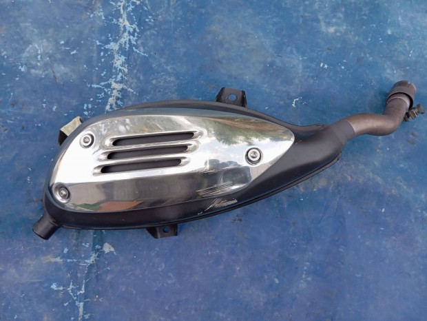 Vespa GTS 300 kipufog�