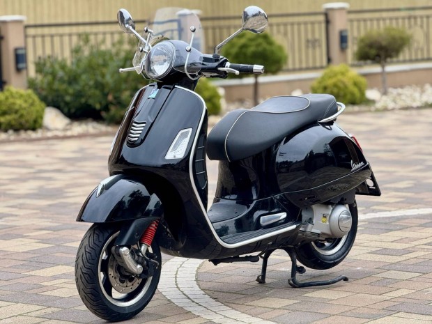 Vespa GTS 300i Hib�tlan �llapotban
