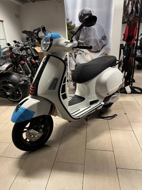 Vespa GTS 310 Új Modell! Fehér színben készlete...